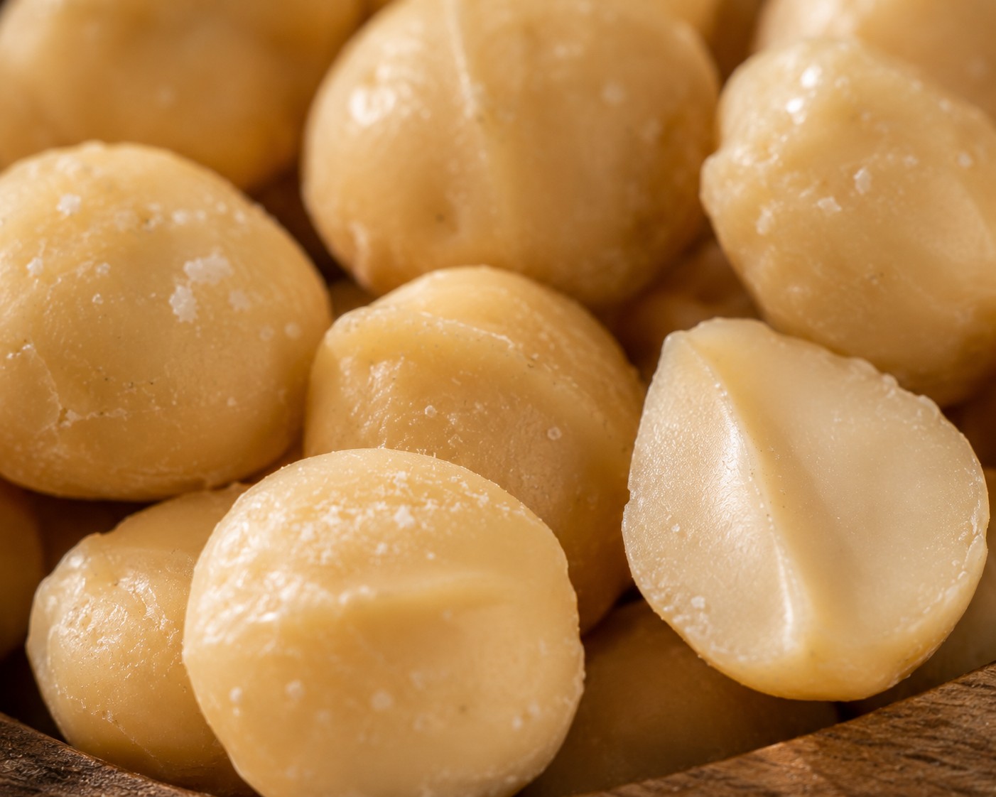 Macadamias in Rohkostqualität – große australische Premiumkerne